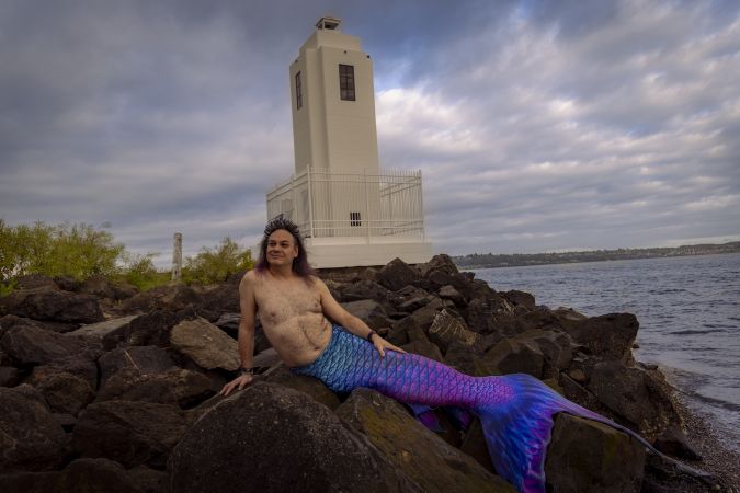 Mermaid Presence Summer 2022 #1674<br>8,192 x 5,464<br>Published 2 months ago