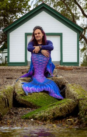 Mermaid Presence Summer 2022 #1677<br>5,184 x 8,148<br>Published 2 months ago